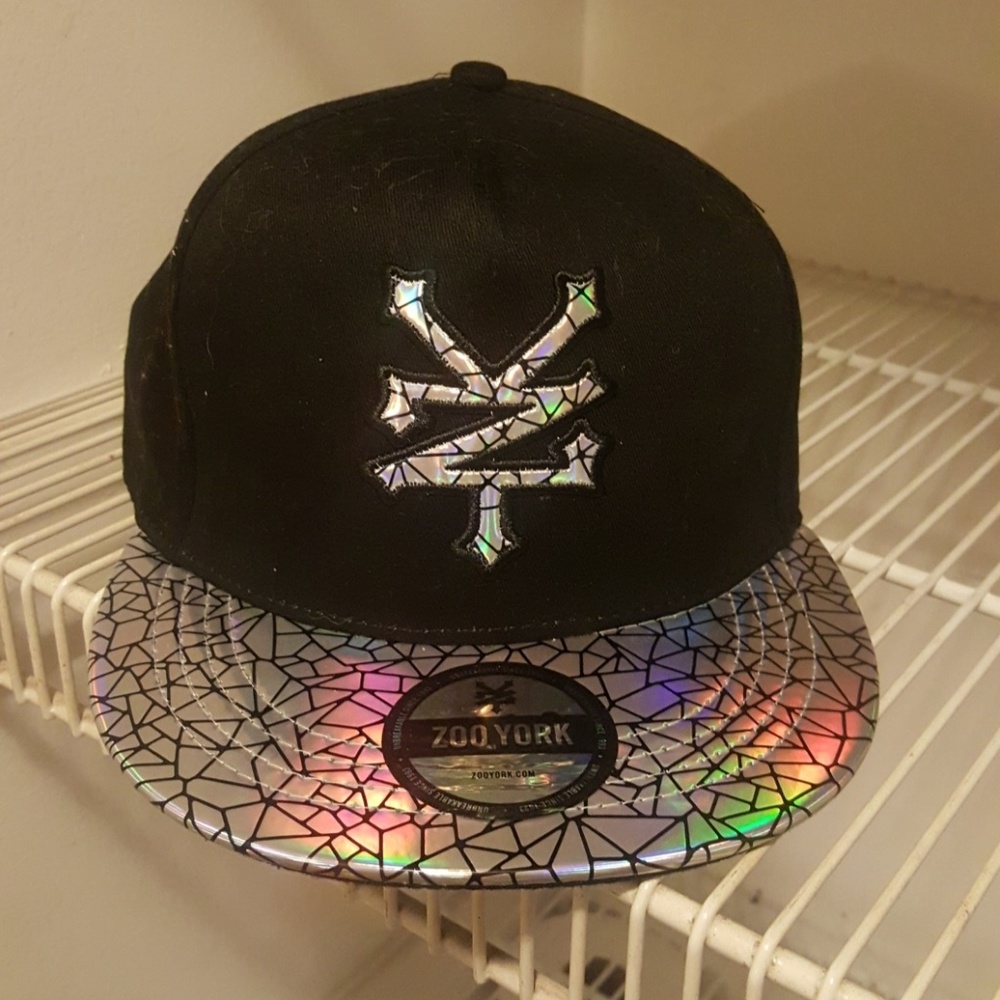 Holographic Zoo York Snapback